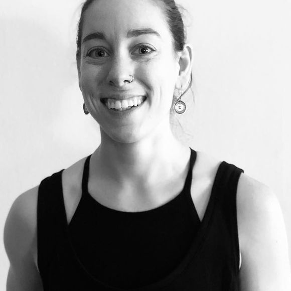 Meet your Posher, Emily - Picture 1 of 1